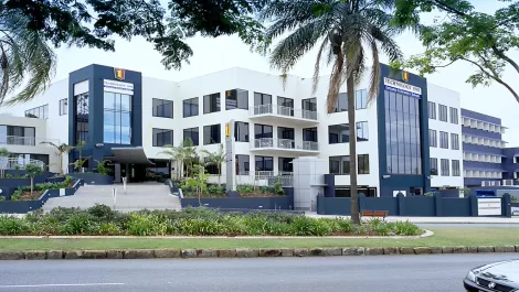 Headofficetoowong lowres