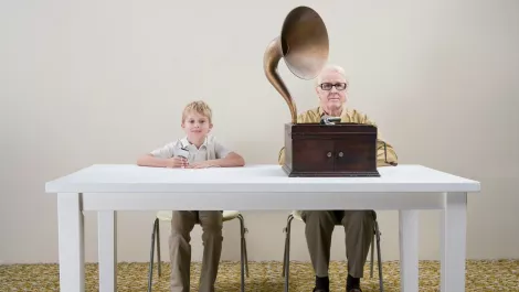 Mp3 player vs gramophone